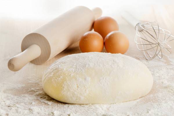 Pasta e uova per cani